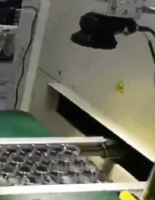 镂空PCB板子批量扫码 传感器触发 稳定触发 没有误触发.png 镂空PCB板子批量扫码 传感器触发 稳定触发 没有误触发.png